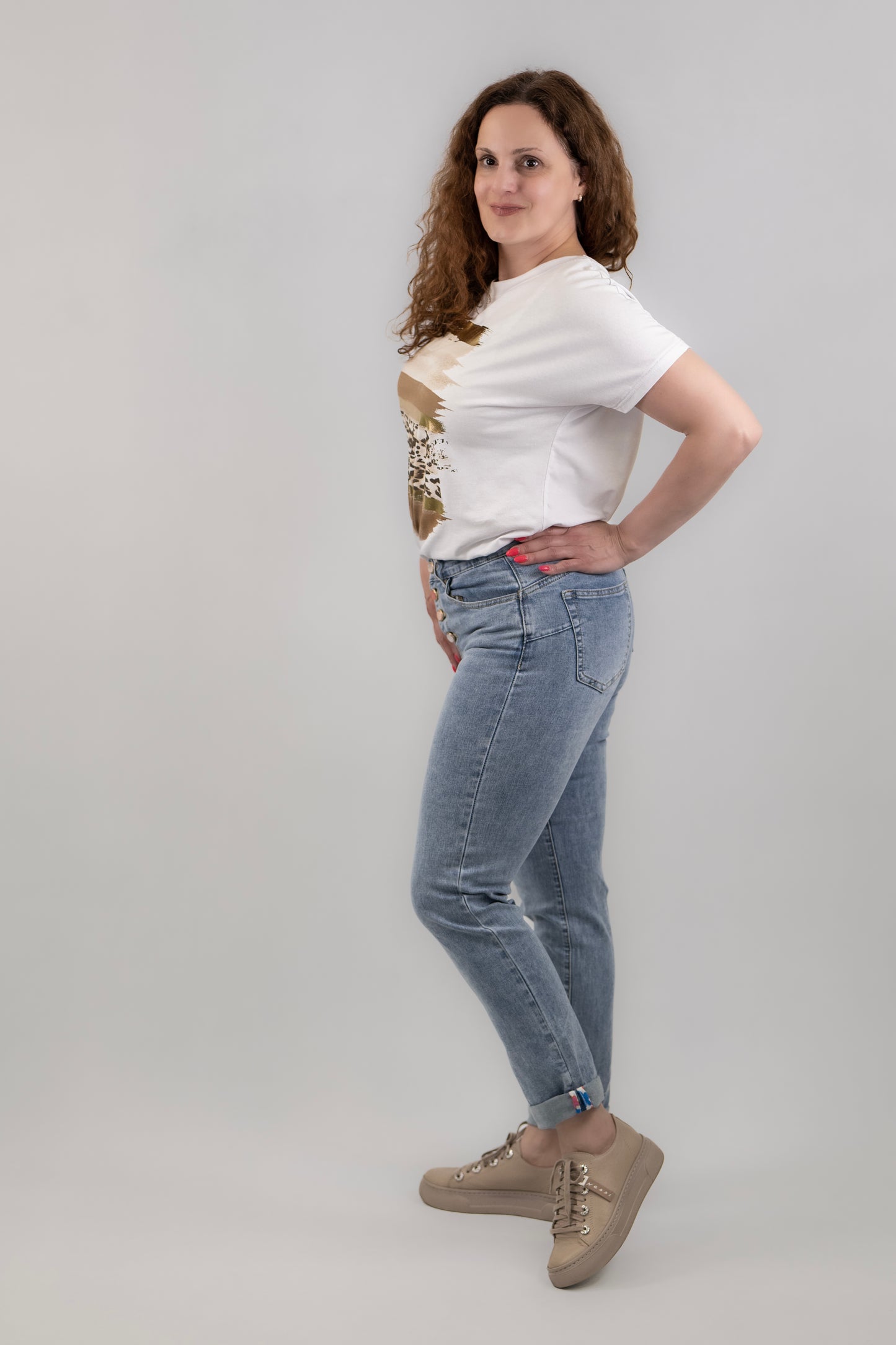 Ecsetvonásos felső